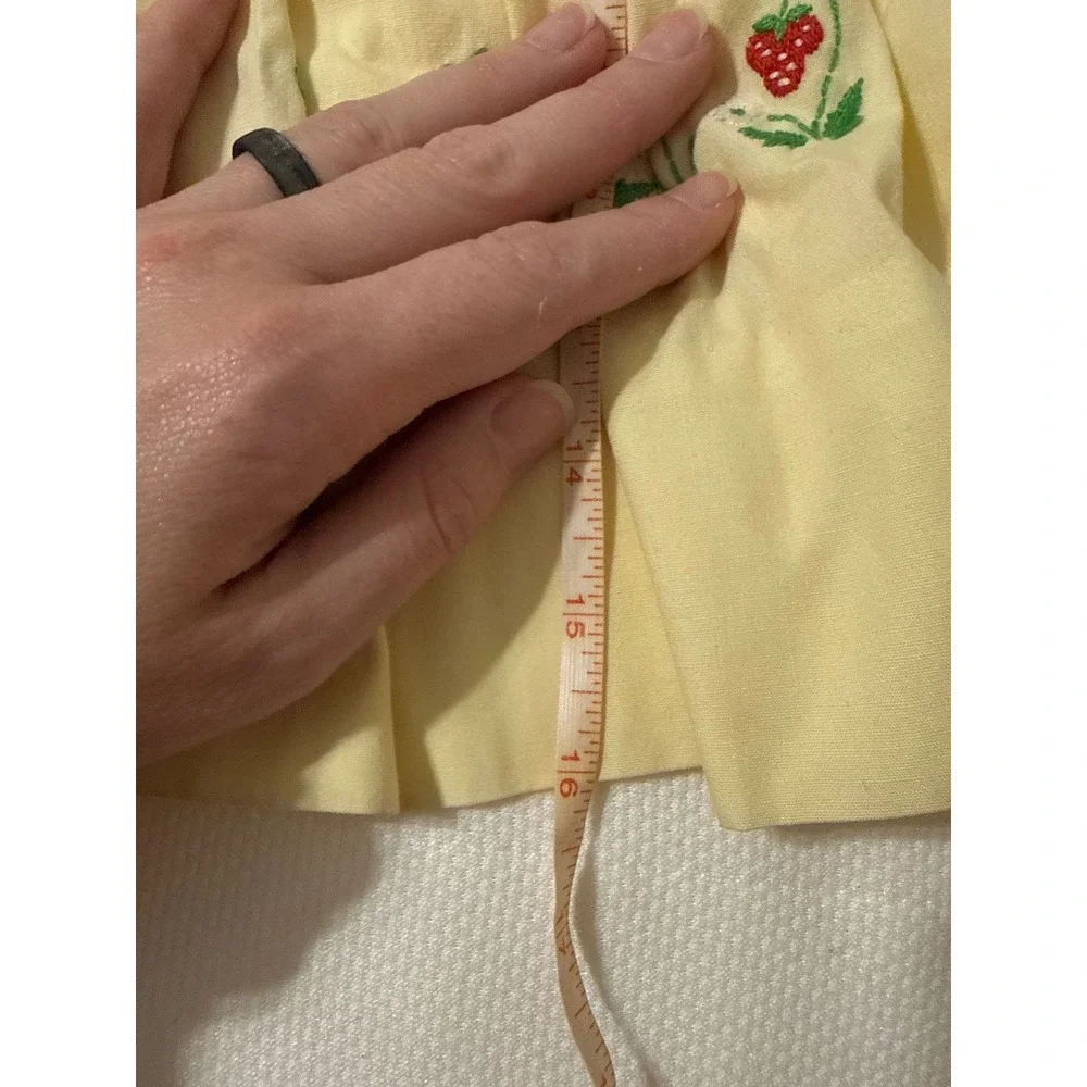 VTG Tiny Togs Town Girls 2T‎ Yellow Collared Dress Embroidered Strawberries